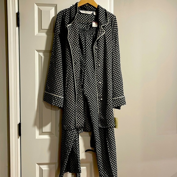 Victoria’s Secret PJ set - Picture 1 of 9